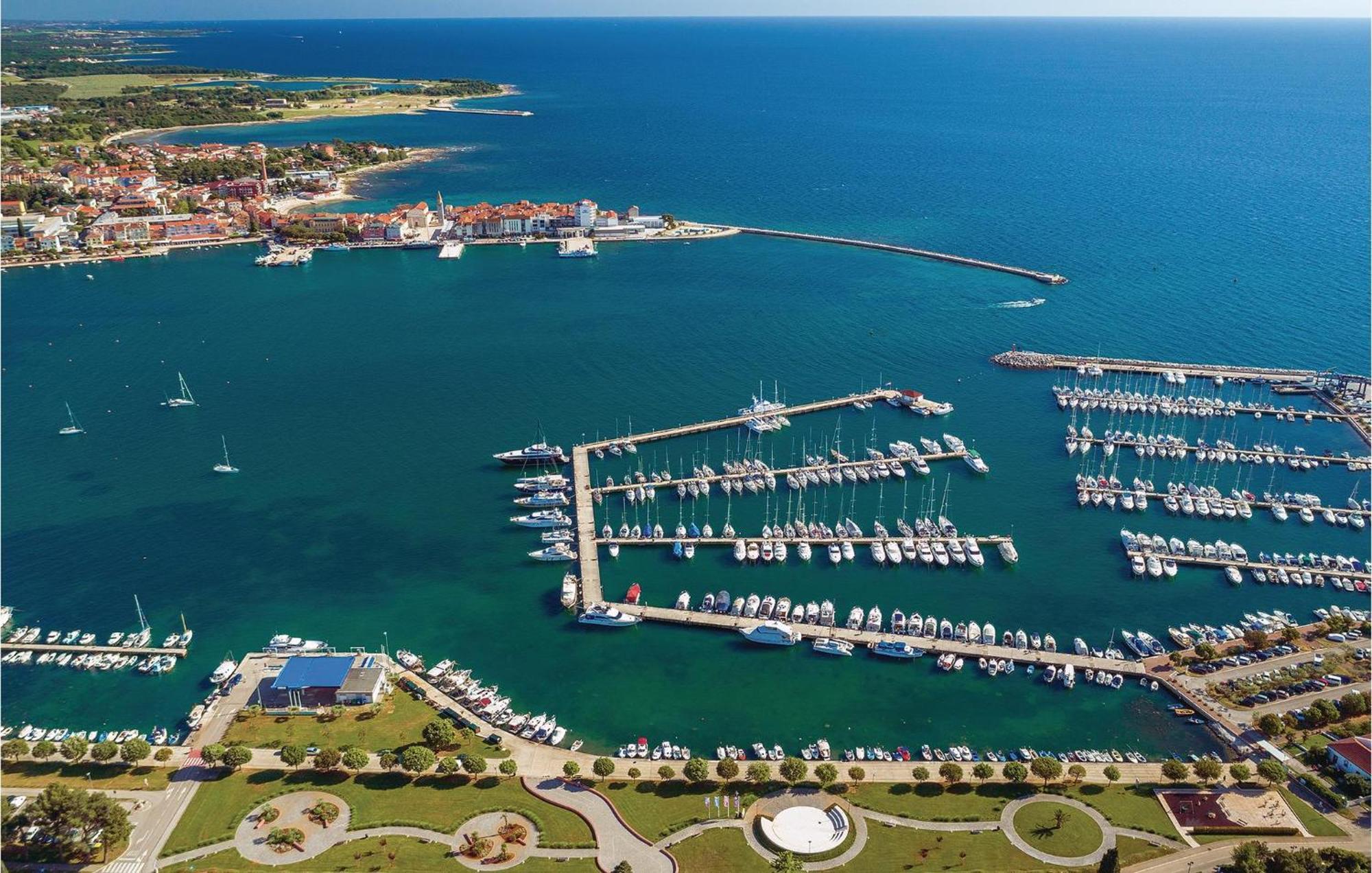 Stunning Apartment In Umag With Wifi エクステリア 写真